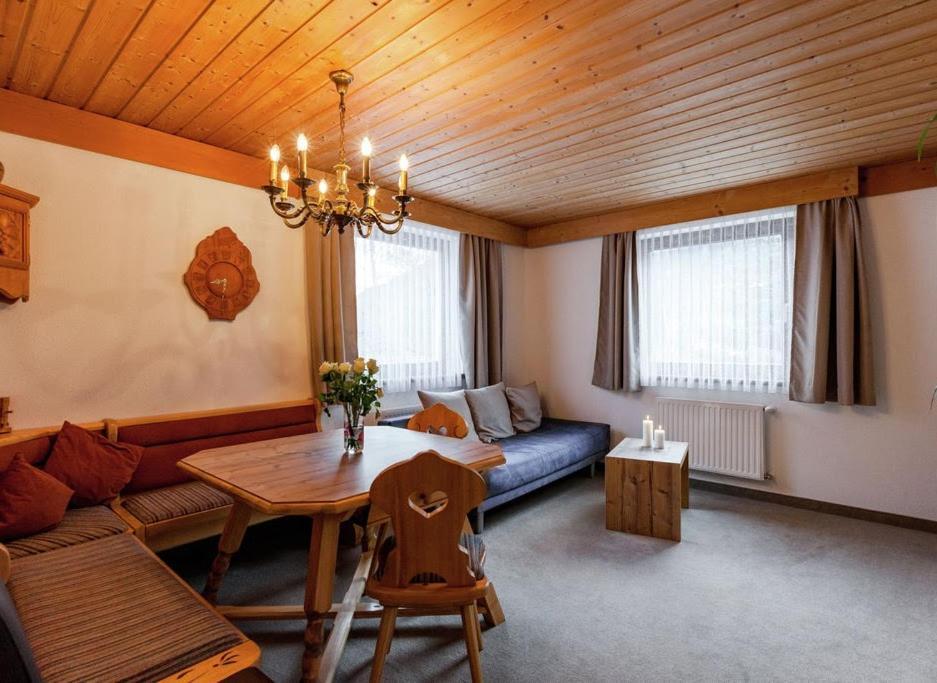 Hotel Haus Talblick Pettneu am Arlberg Exteriér fotografie